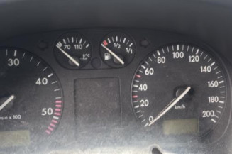 Retroviseur gauche VOLKSWAGEN POLO 3