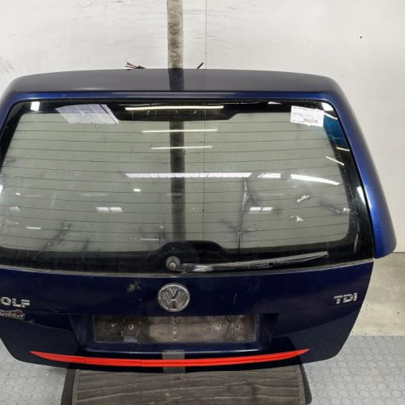 Malle/Hayon arriere VOLKSWAGEN GOLF 4 Photo n°1