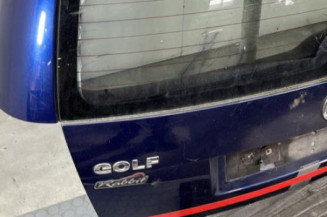 Malle/Hayon arriere VOLKSWAGEN GOLF 4