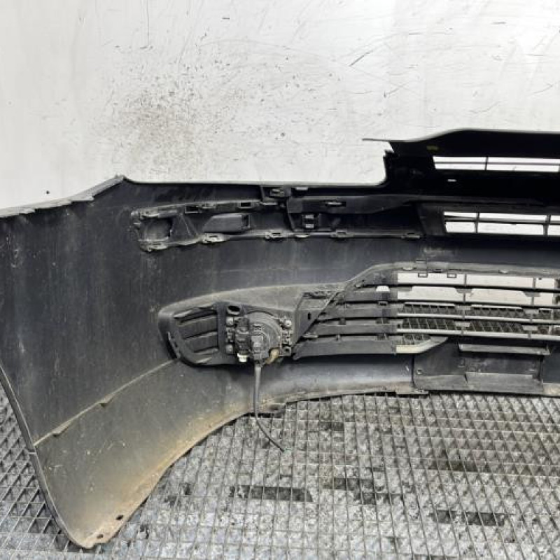 Pare choc avant CITROEN C4 1 Photo n°7