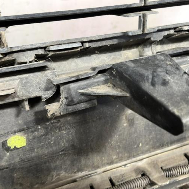 Pare choc avant CITROEN BERLINGO 2 Photo n°8