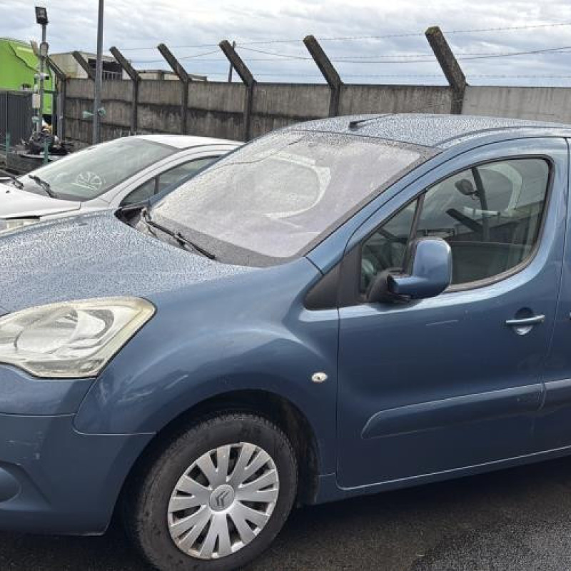 Pare choc avant CITROEN BERLINGO 2 Photo n°19