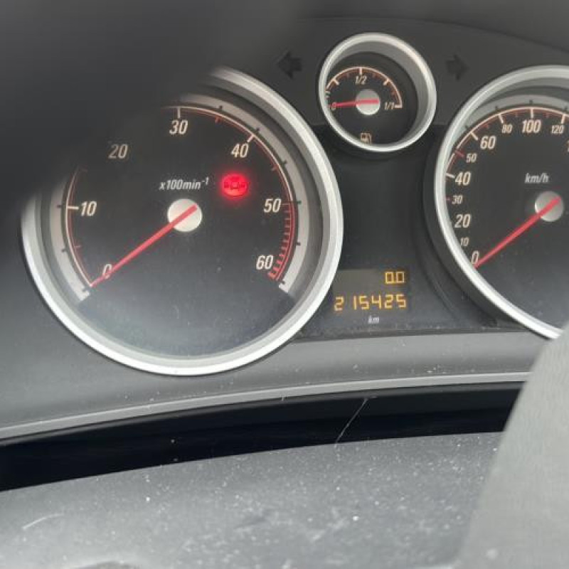 Pare choc arriere OPEL ASTRA H Photo n°7