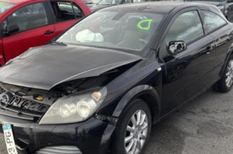 Pare choc arriere OPEL ASTRA H
