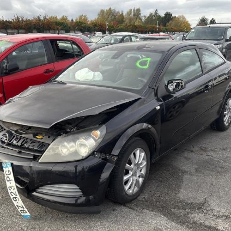 Pare choc arriere OPEL ASTRA H Photo n°12