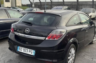 Pare choc arriere OPEL ASTRA H