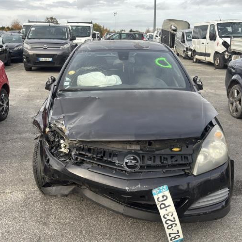 Pare choc arriere OPEL ASTRA H Photo n°20