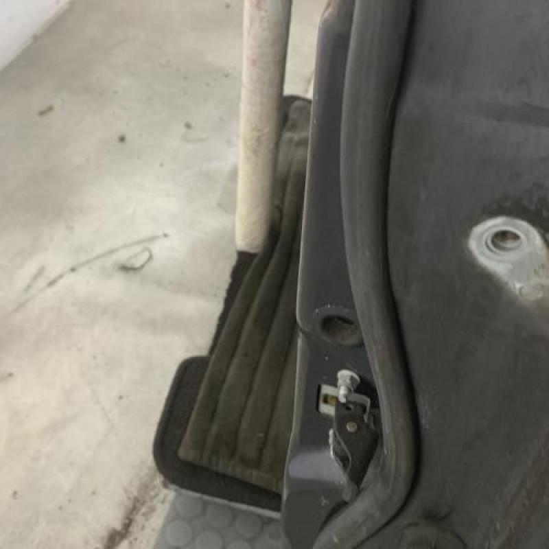 Porte avant gauche FORD KUGA 1 Photo n°4