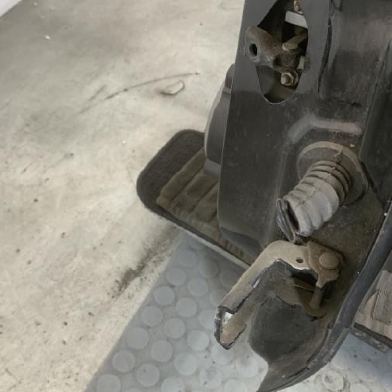 Porte arriere gauche PEUGEOT 308 1 Photo n°4