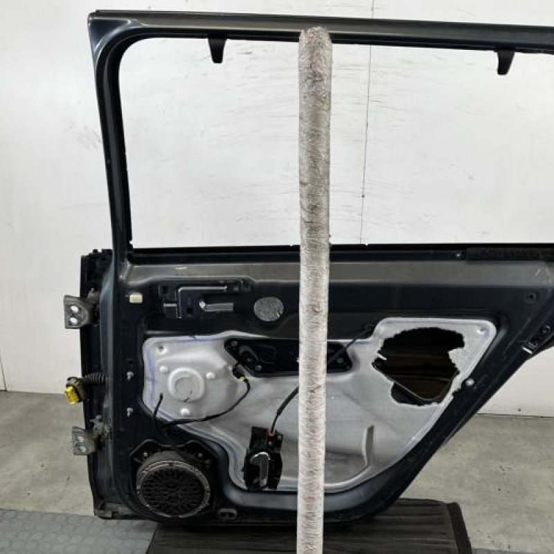 Porte arriere droit CITROEN C4 GRAND PICASSO 1 Photo n°7