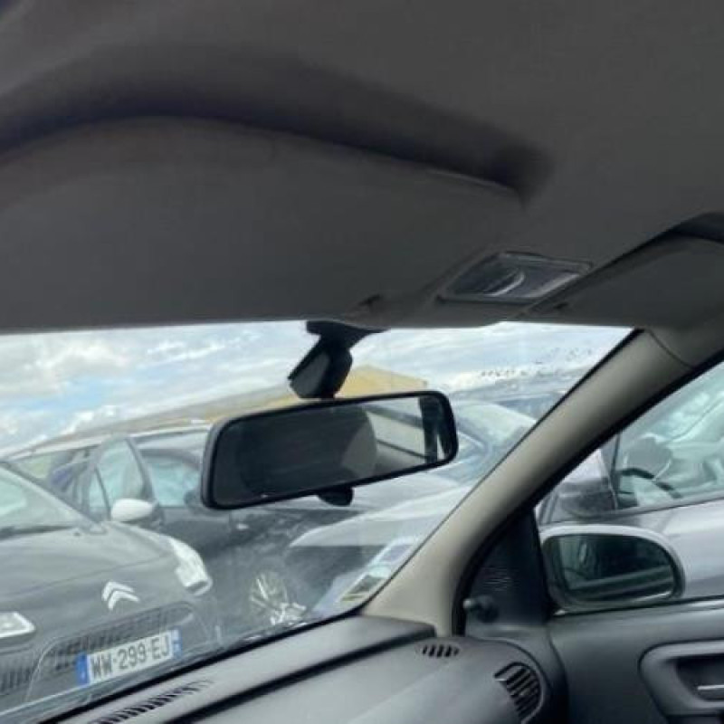 Pare choc avant OPEL CORSA C Photo n°14