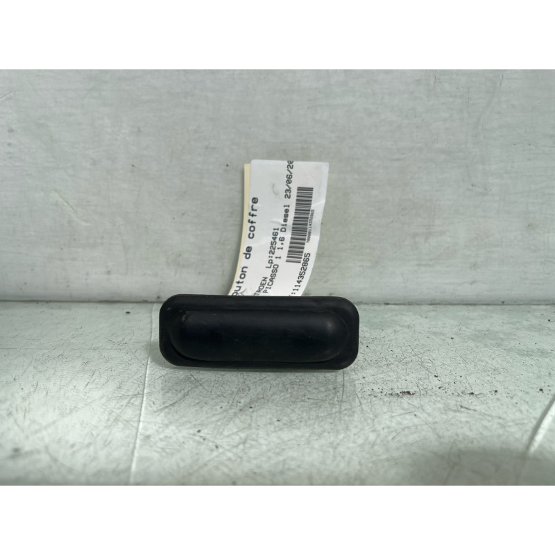 Bouton de coffre CITROEN C4 PICASSO 1 Photo n°1