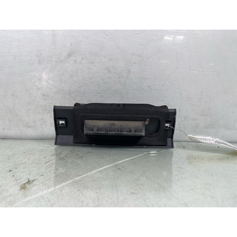 Bouton de coffre PEUGEOT 206 Photo n°1