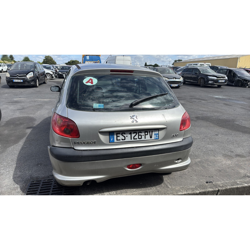 Bouton de coffre PEUGEOT 206 Photo n°9