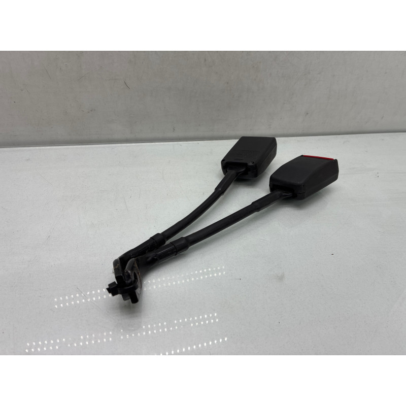 Attache ceinture avant gauche RENAULT R21 Photo n°2