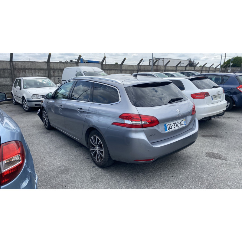 Bouton de warning PEUGEOT 308 2 SW Photo n°8