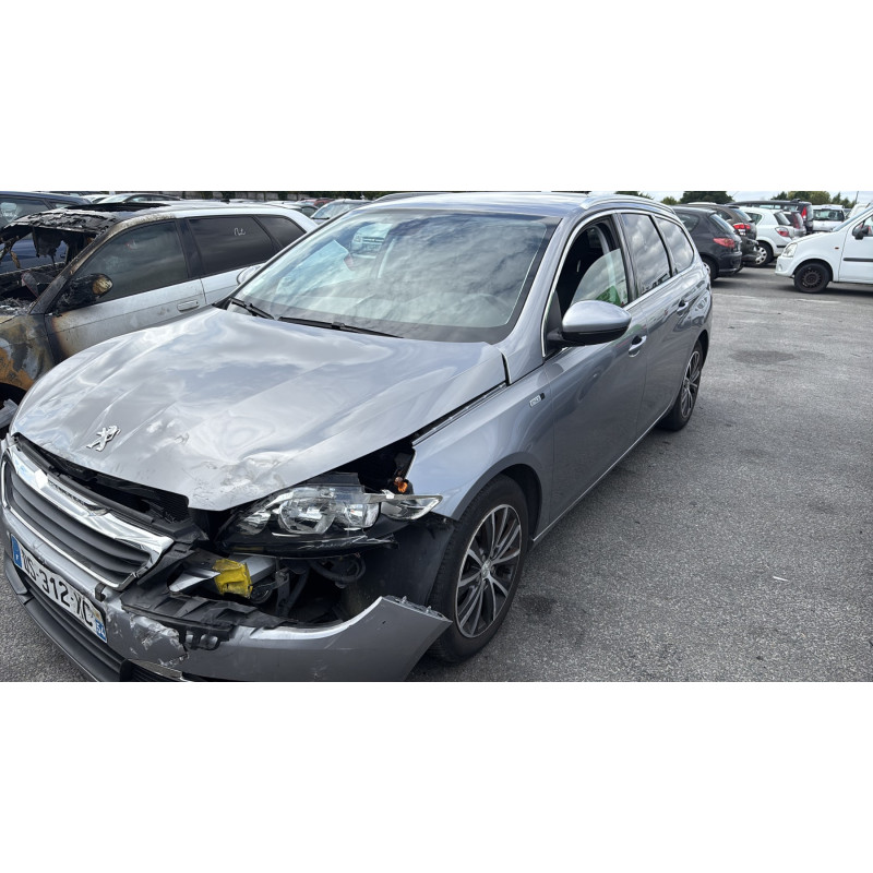 Bouton de warning PEUGEOT 308 2 SW Photo n°16