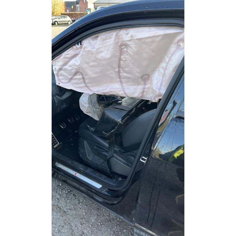 Pare boue arriere droit AUDI Q2 Photo n°9