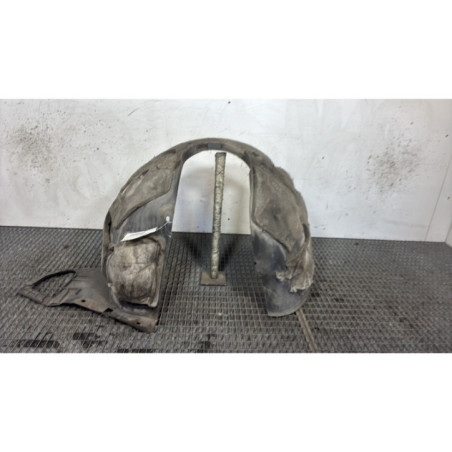 Pare boue avant droit PEUGEOT 207 Photo n°1