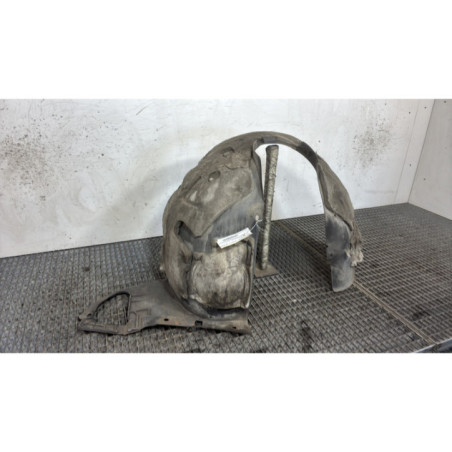 Pare boue avant droit PEUGEOT 207