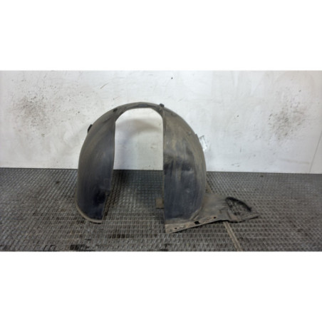 Pare boue avant gauche PEUGEOT 207