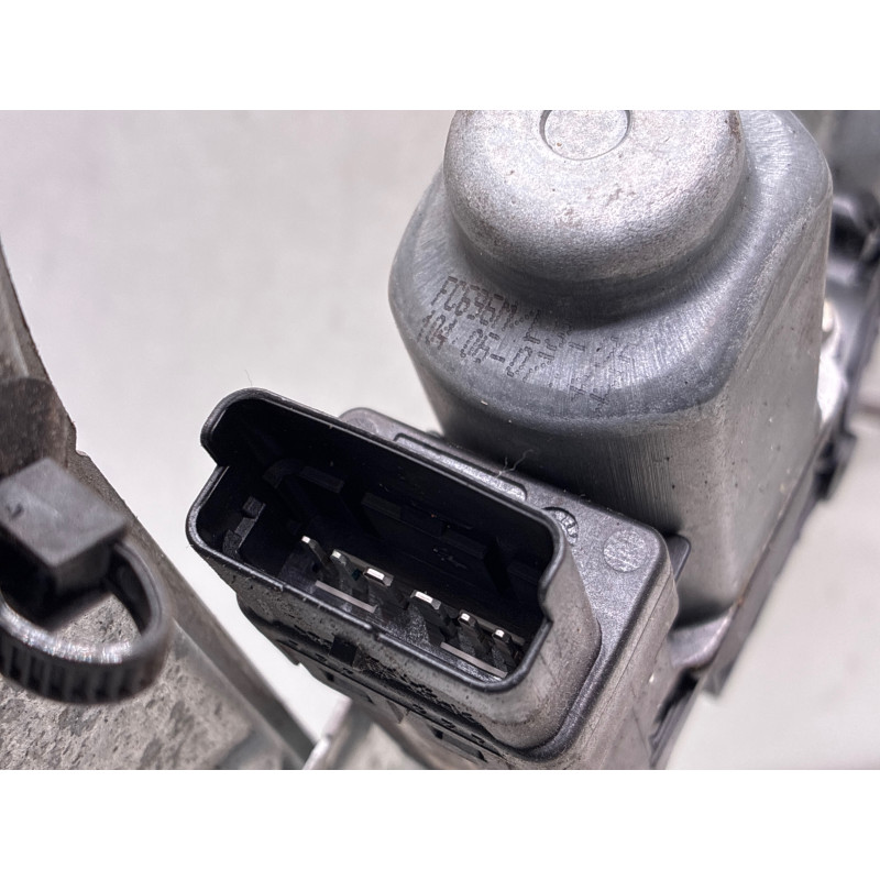 Leve vitre electrique avant gauche RENAULT CLIO 3 Photo n°3