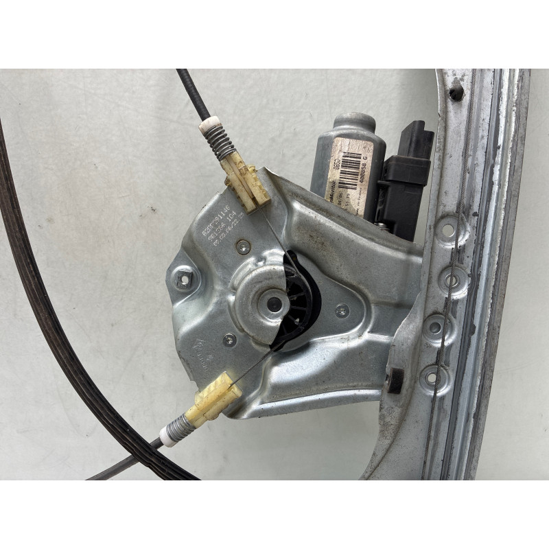 Leve vitre electrique avant gauche RENAULT CLIO 3 Photo n°9