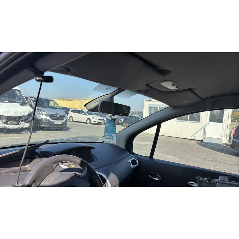 Pare boue arriere droit RENAULT GRAND MODUS Photo n°17