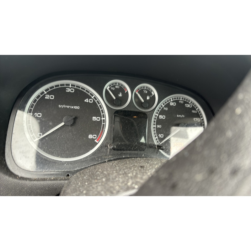 Pare boue avant droit PEUGEOT 307 Photo n°20