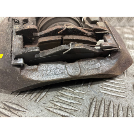 Etrier avant droit (freinage) CITROEN SAXO