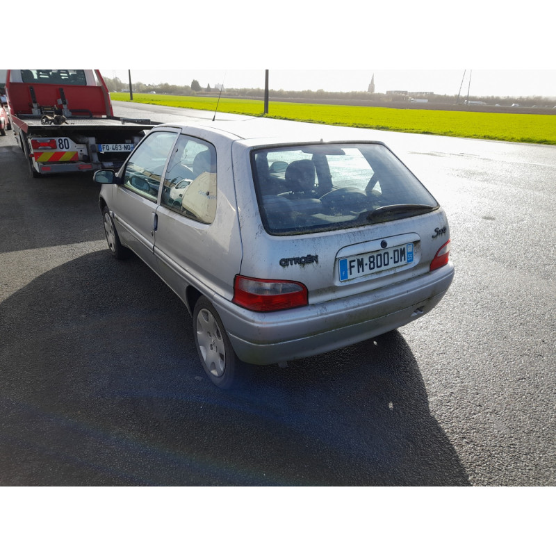 Pare boue avant gauche CITROEN SAXO Photo n°5