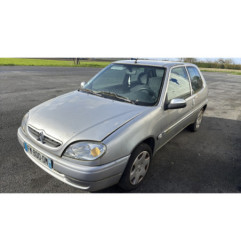 Pare boue avant gauche CITROEN SAXO