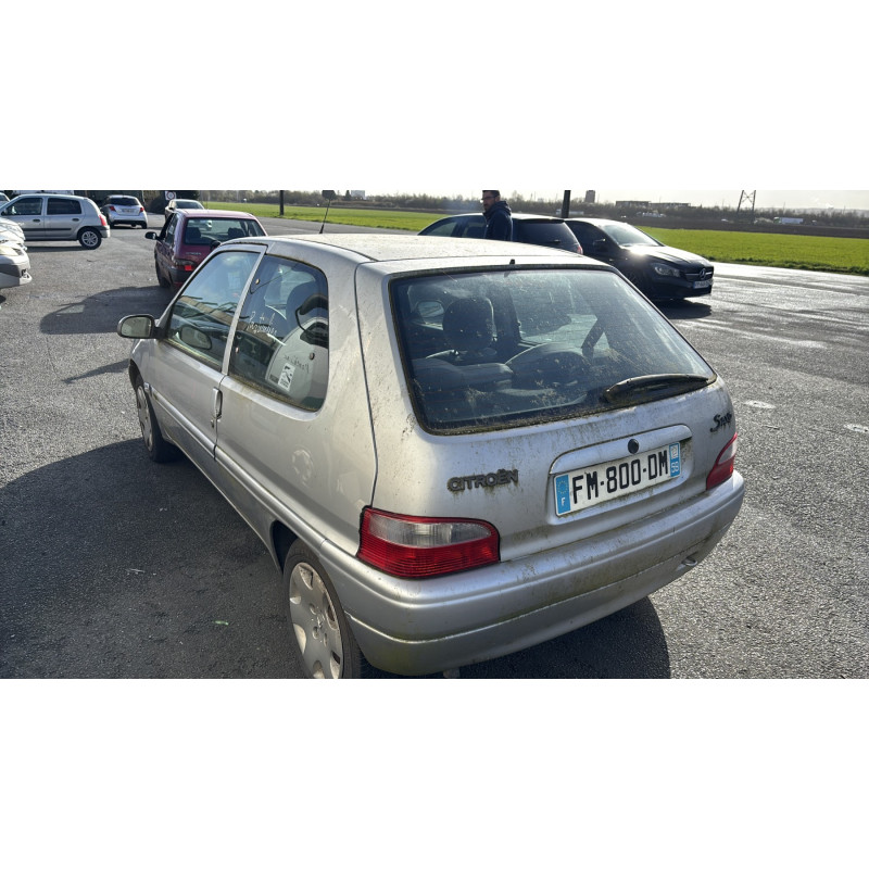 Pare boue avant gauche CITROEN SAXO Photo n°14