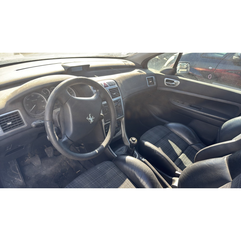 Pare boue avant droit PEUGEOT 307 Photo n°16
