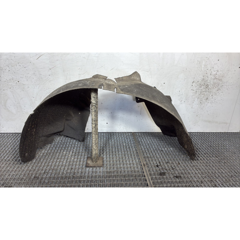 Pare boue avant gauche CITROEN C5 2 Photo n°4