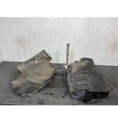 Pare boue avant droit MERCEDES CLASSE E 207 Photo n°1