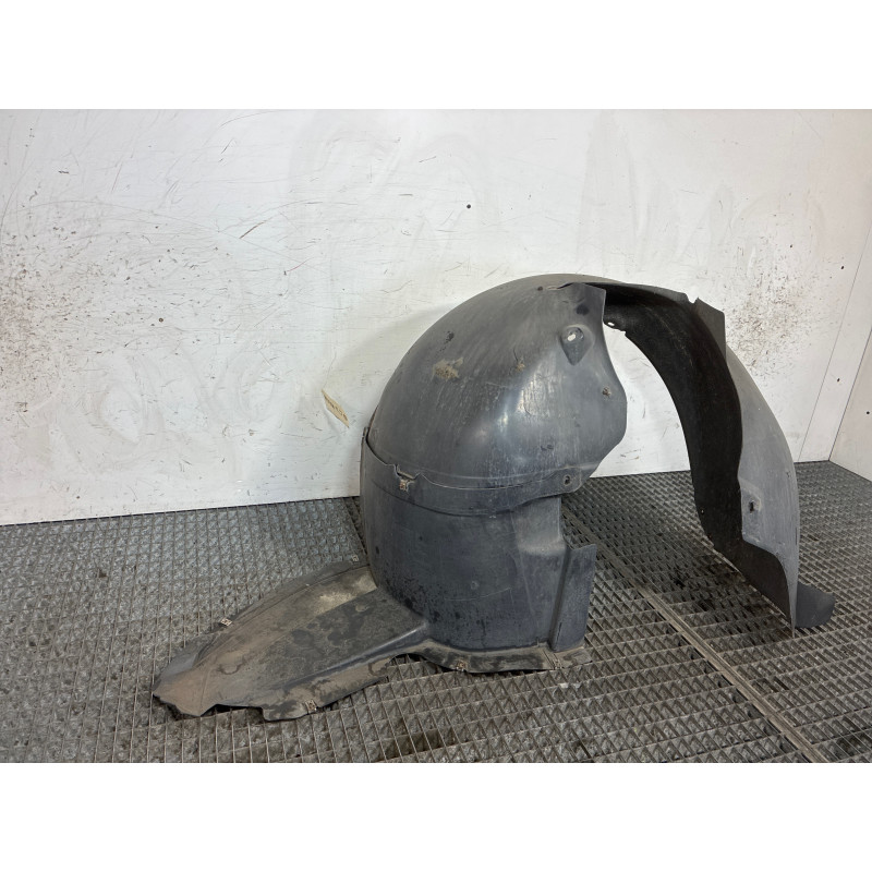 Pare boue avant droit VOLKSWAGEN PASSAT 6 Photo n°2