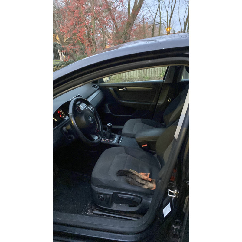 Pare boue avant droit VOLKSWAGEN PASSAT 6 Photo n°10