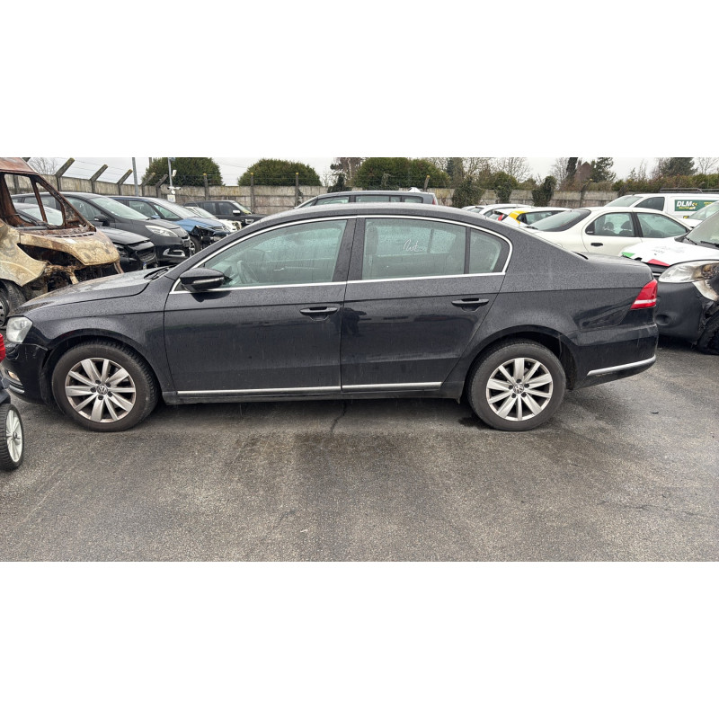 Pare boue avant droit VOLKSWAGEN PASSAT 6 Photo n°15