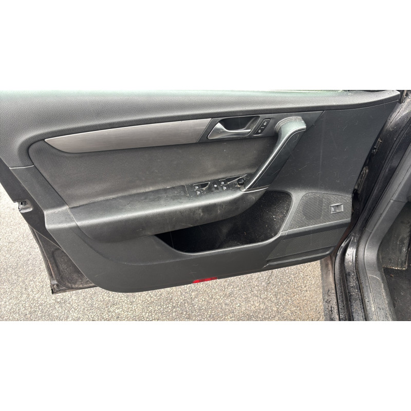 Pare boue avant droit VOLKSWAGEN PASSAT 6 Photo n°18