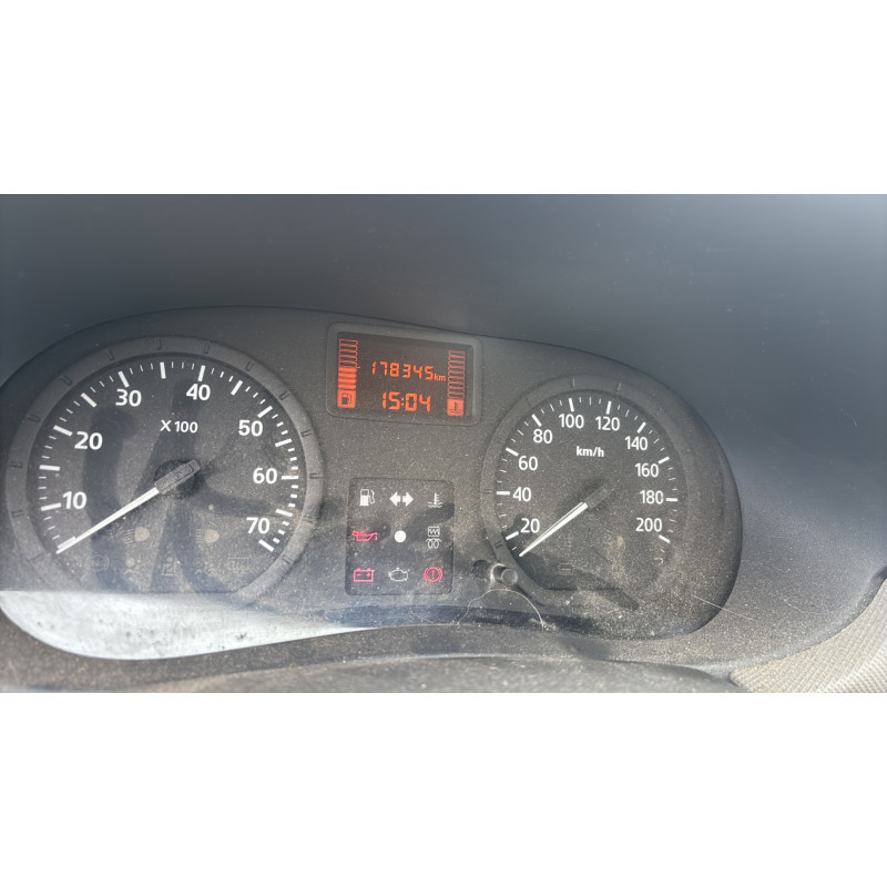 Pare boue avant gauche DACIA SANDERO 1 Photo n°17