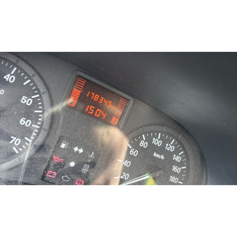 Pare boue avant gauche DACIA SANDERO 1 Photo n°18