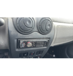 Pare boue avant gauche DACIA SANDERO 1