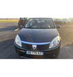 Pare boue avant gauche DACIA SANDERO 1