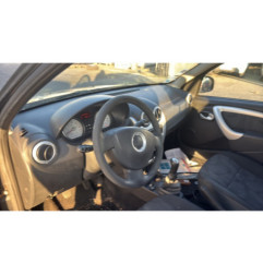 Pare boue avant gauche DACIA SANDERO 1