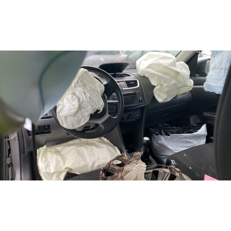 Pare boue arriere droit SUZUKI SWIFT 4 Photo n°18