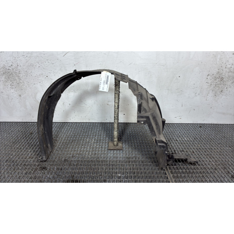 Pare boue avant gauche SUZUKI SWIFT 4 Photo n°1