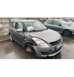 Pare boue avant gauche SUZUKI SWIFT 4