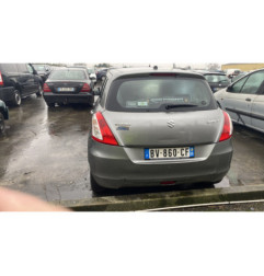 Pare boue avant gauche SUZUKI SWIFT 4