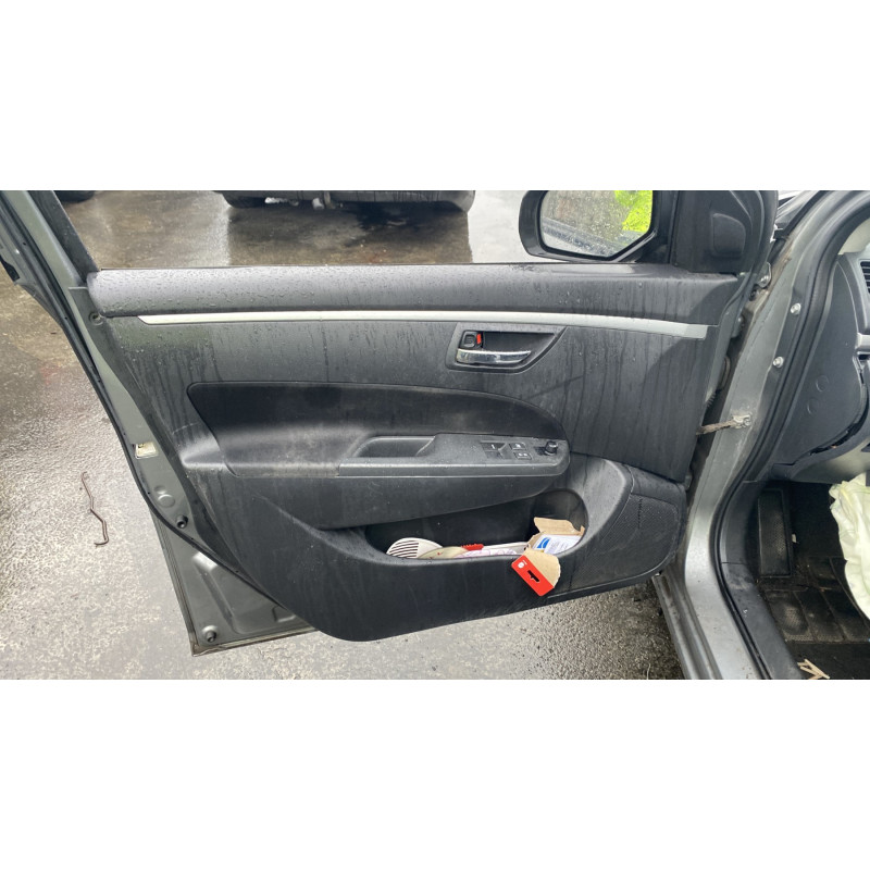 Pare boue avant gauche SUZUKI SWIFT 4 Photo n°13